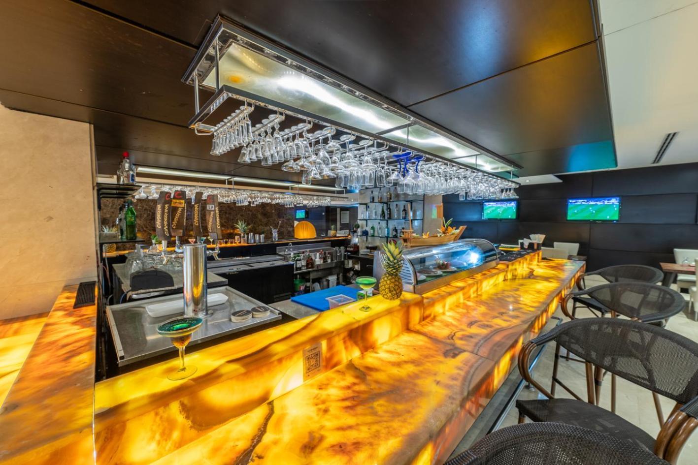 Hotel El Panama By Faranda Grand, A Member Of Radisson Individuals Zewnętrze zdjęcie The bar at the lounge